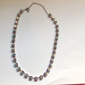 Iridescent necklace